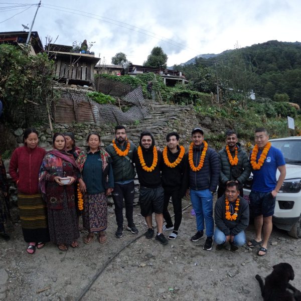 DCIM100GOPROGOPR3888.JPG honey hunting expedition